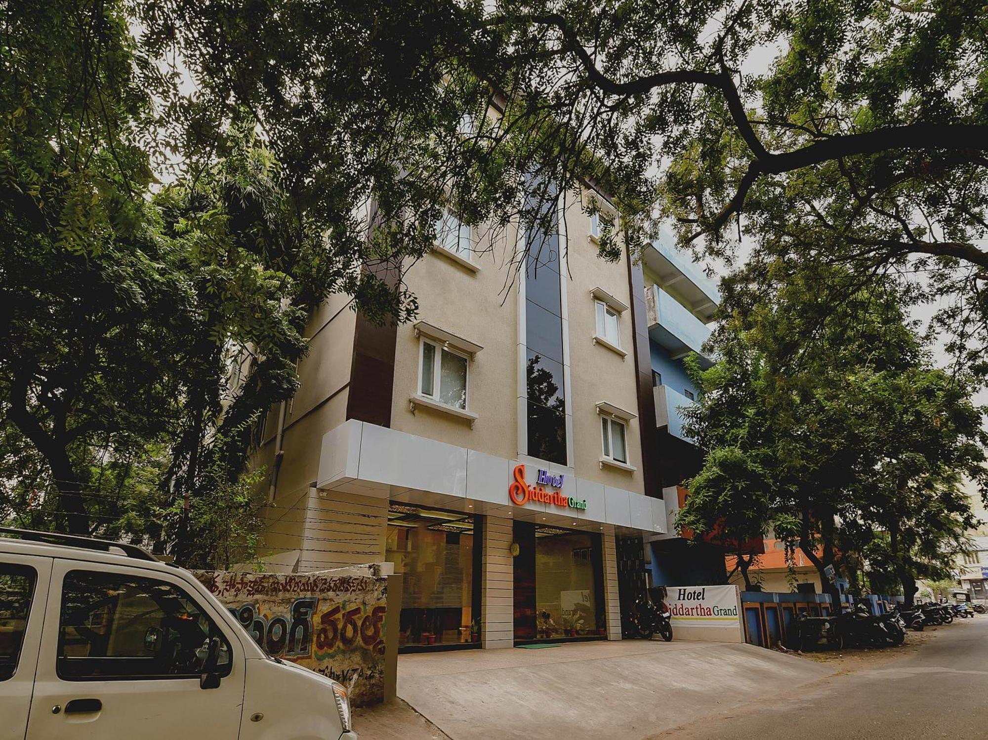 Super Capital O Siddartha Grand Hotel