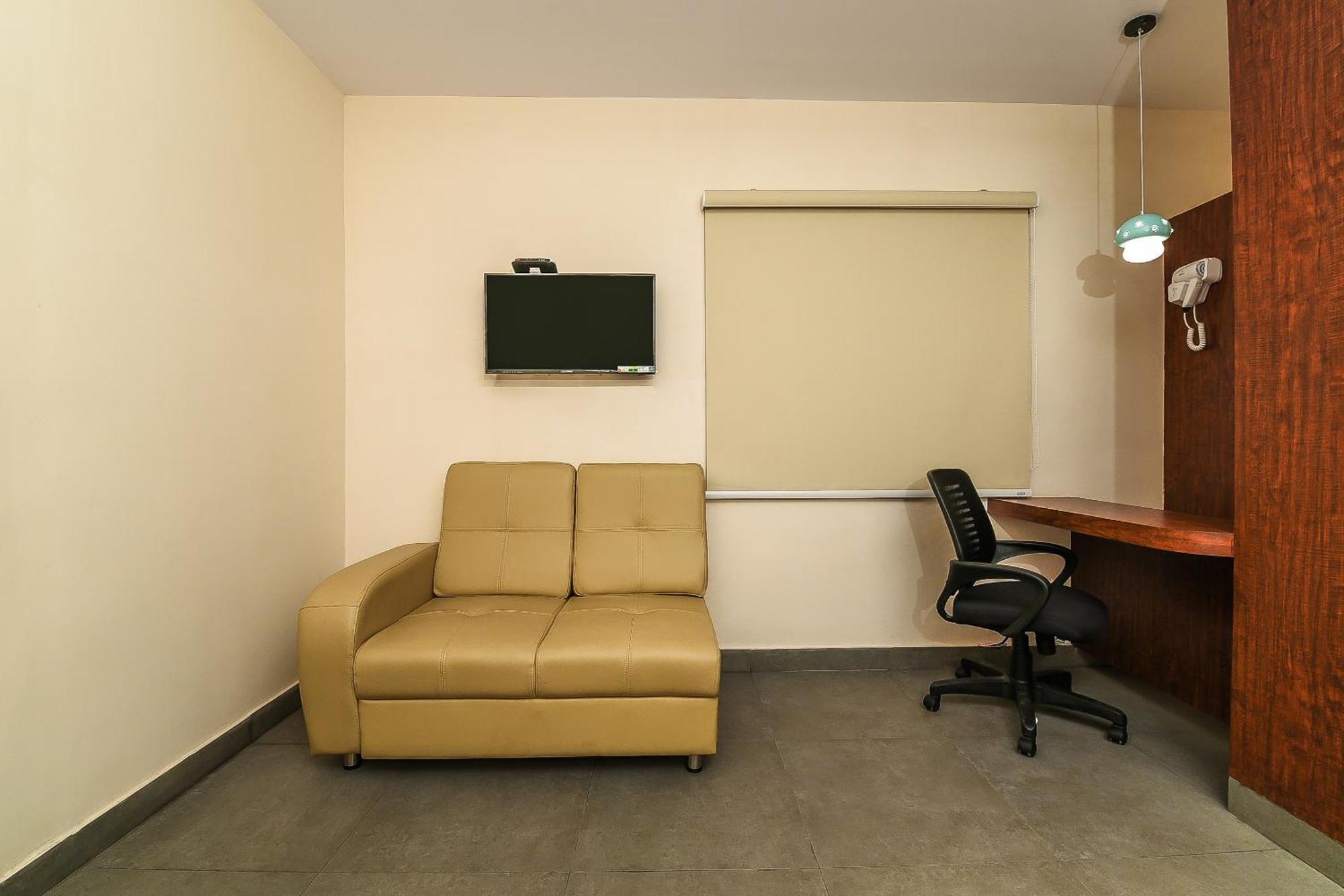 Hotel Super Capital O Siddartha Grand